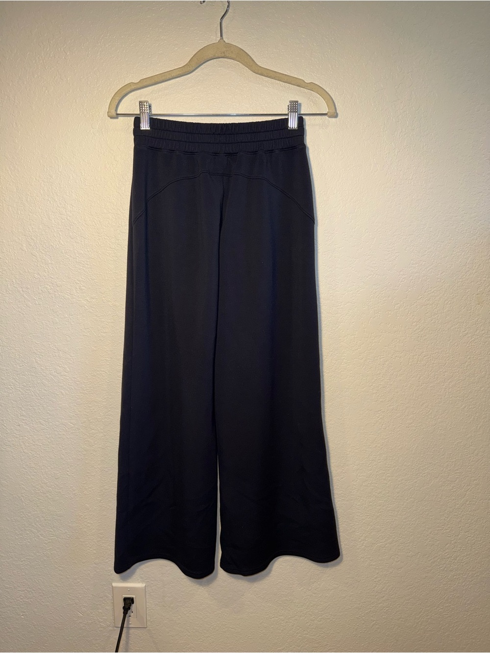 SPANX Air Essentials Navy Tie Waist High Rise Wide Leg Cropped Lounge Pants XS - Picture 7 of 7